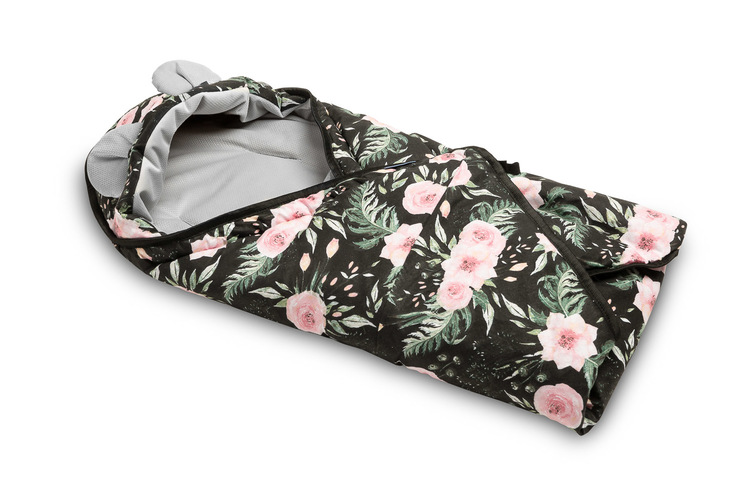 EINSCHLAGDECKE FÜR BABYSCHALEN VELVET SCHWARZ BLUMEN
